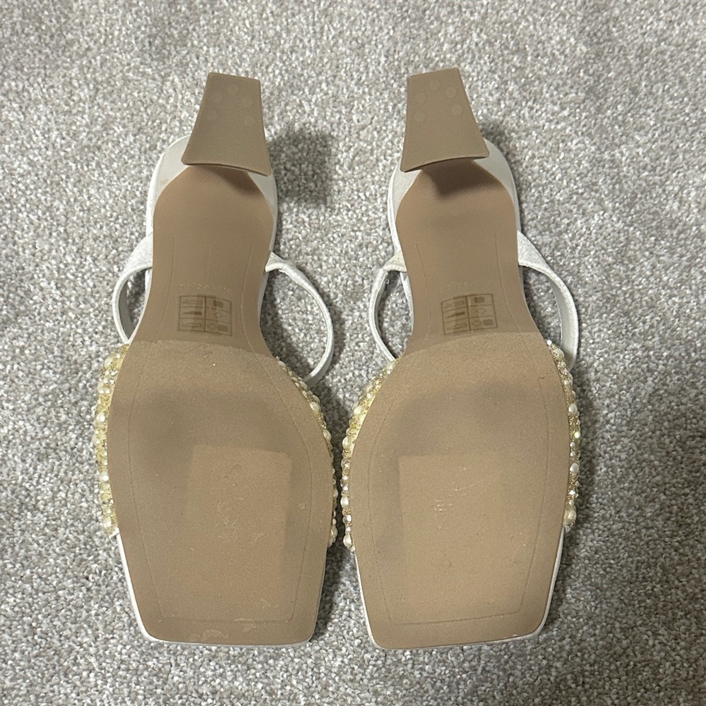 Dolce Vita Pearl Embellished White and Gold Heels - Picture 5 of 5